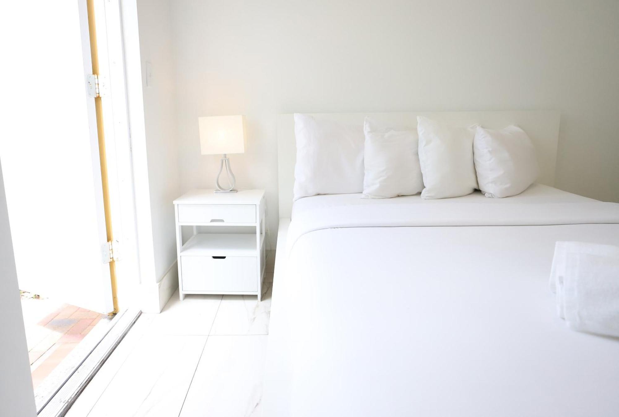 3 Minute Walk To Beach Bungalow Family Friendly Free Parking Miami Beach Bagian luar foto