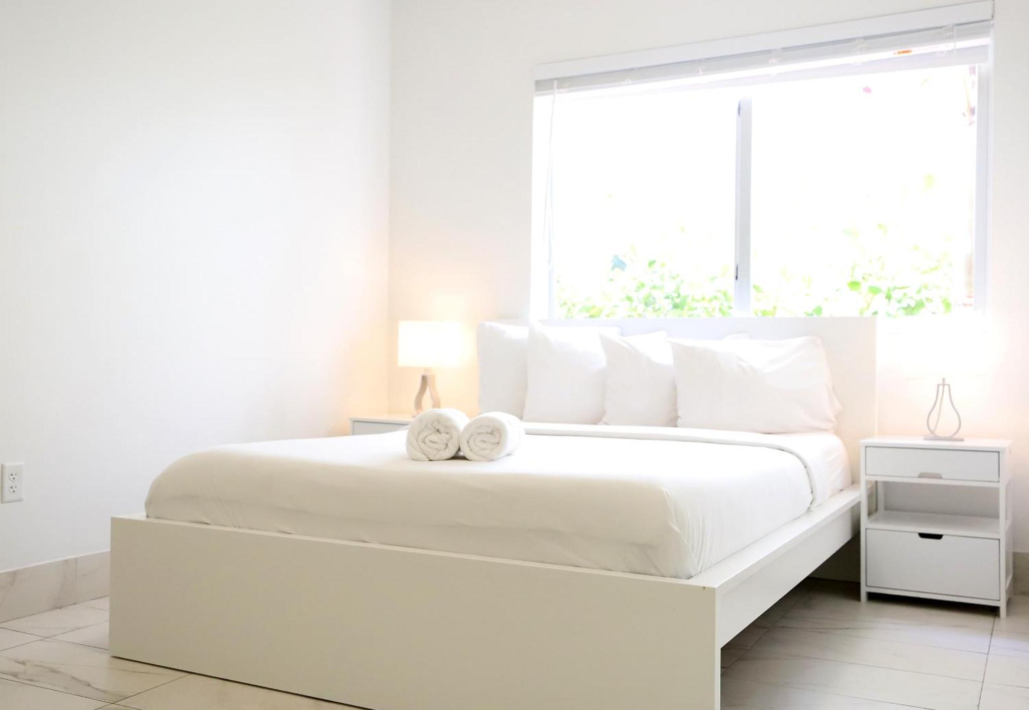 3 Minute Walk To Beach Bungalow Family Friendly Free Parking Miami Beach Bagian luar foto